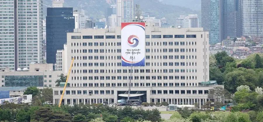 韩国警方这一次又失败了。这一次，他们前往韩国龙山的总统官邸和总统府进行相应地调查