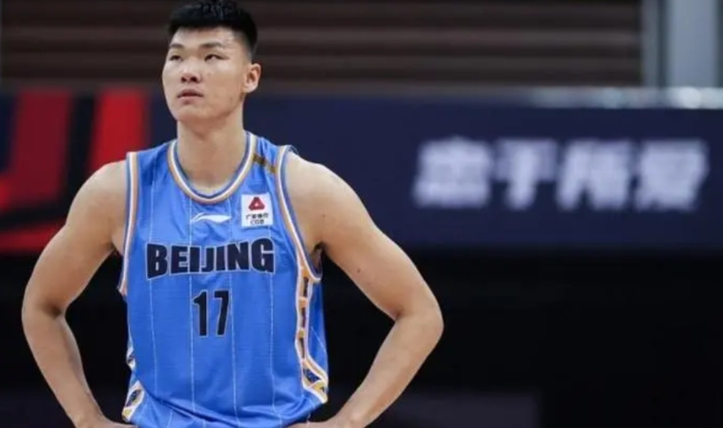 范子铭的尴尬！

昨晚看北京队和上海队的比赛，有几个镜头让人看到挺难受。就是北京