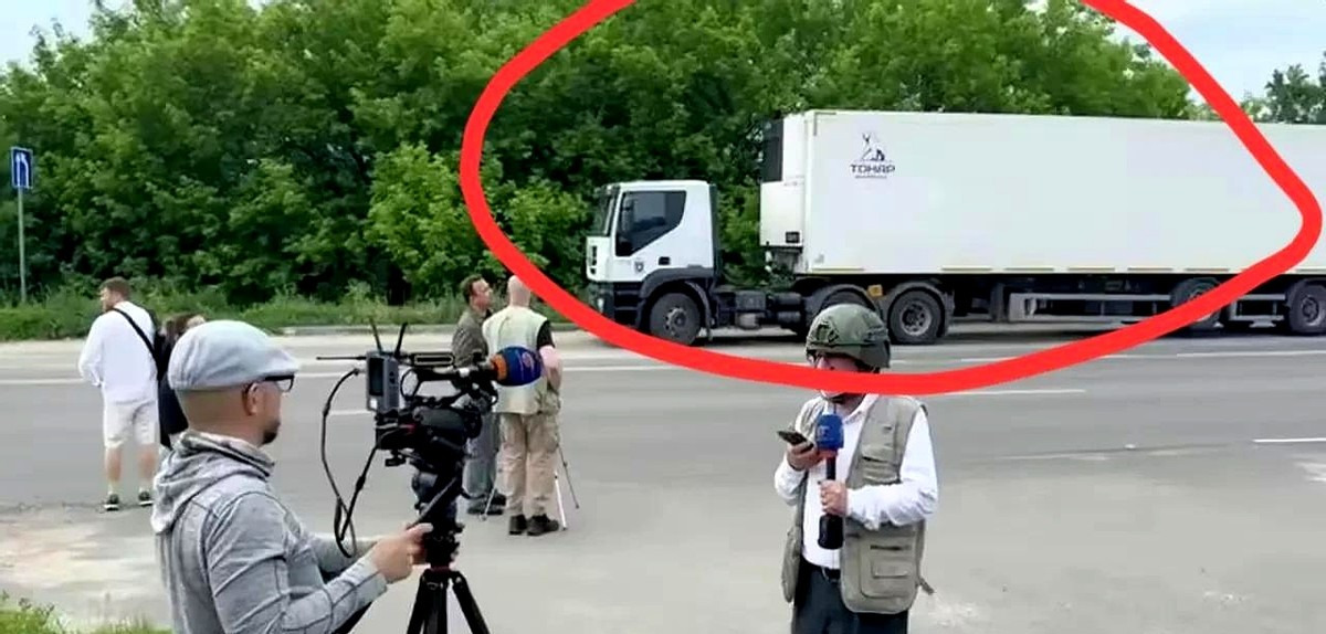 俄公开乌克兰阵亡遗体，乌克兰惨了











天呐！一招毙命，俄罗斯这