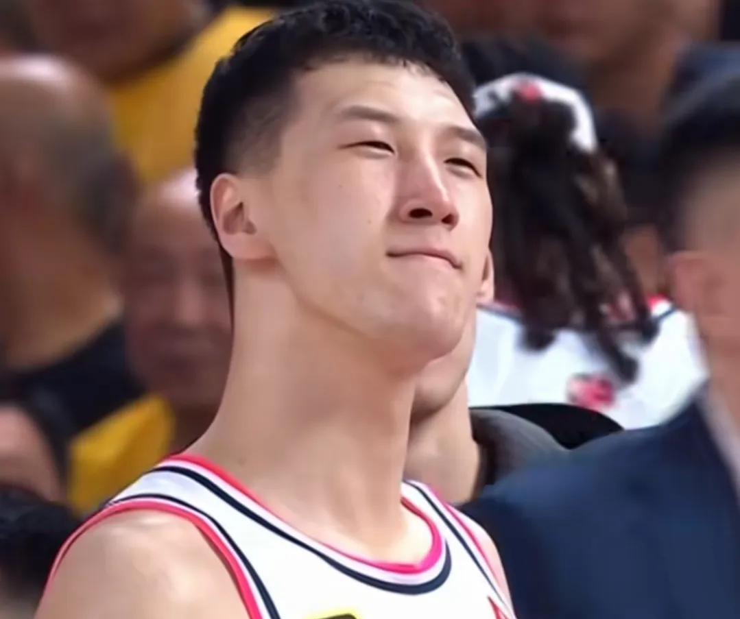 CBA8进4是场面再现，还是逆风翻盘
CBA季后赛8进4的G3比赛今晚继续进行，