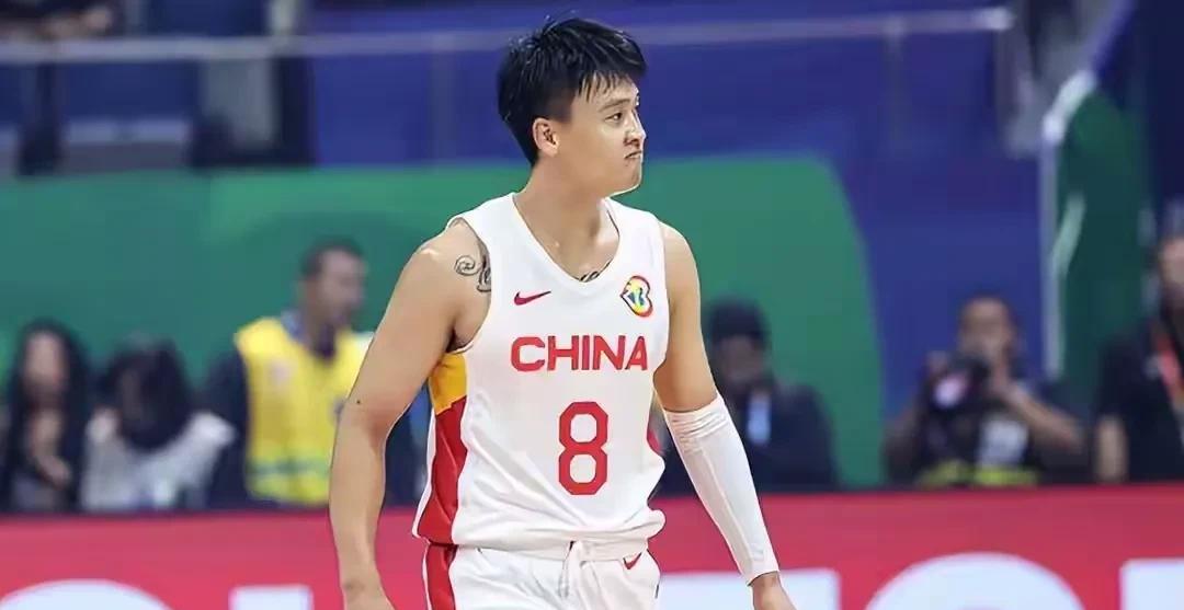 中国男篮93：88战胜沙特，一战彻底认识了三名球员！
1、赵睿
毫无疑问，赵睿是