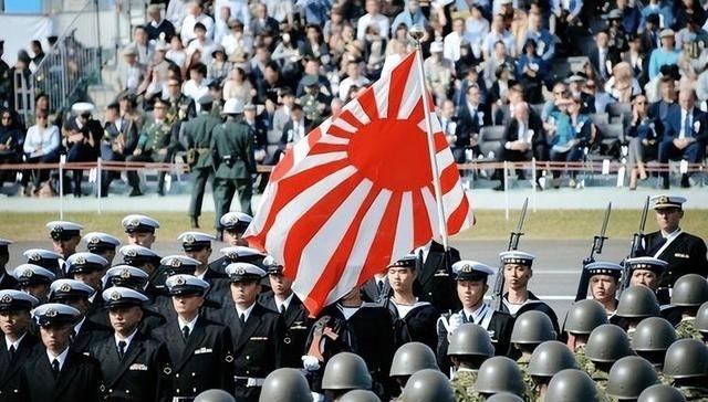 以日本如今的实力，能够打败俄罗斯吗？德国分析：一天内结束战斗。日本在二战后受到宪