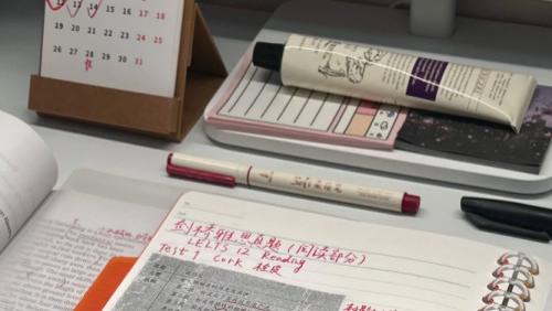 暴躁鸭雅思学员小徐：我考雅思的起点，从一双被踩脏的白鞋开始