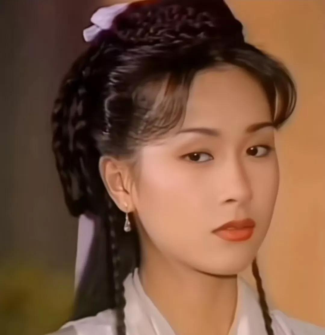 香港娱乐圈百花齐放，争奇斗艳的时候，一个又一个美女明星，个个靓丽绝色，各有各的美