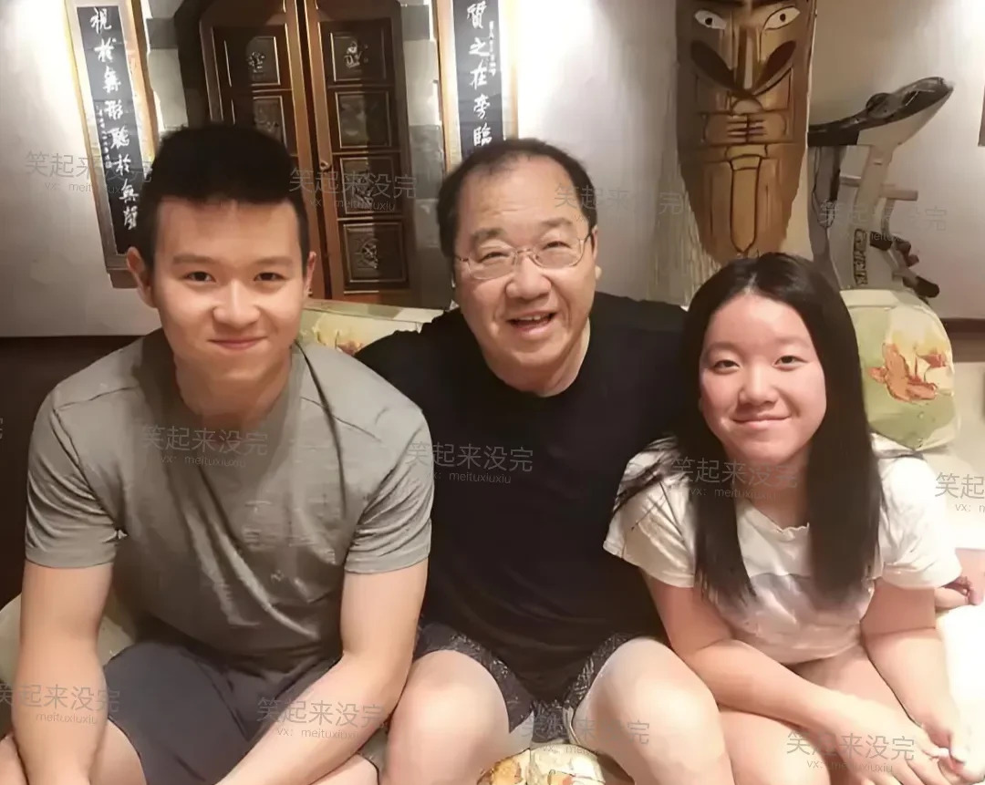 英达宋丹丹各自安好











到底发生了什么？为什么曾经的恩爱夫妻会