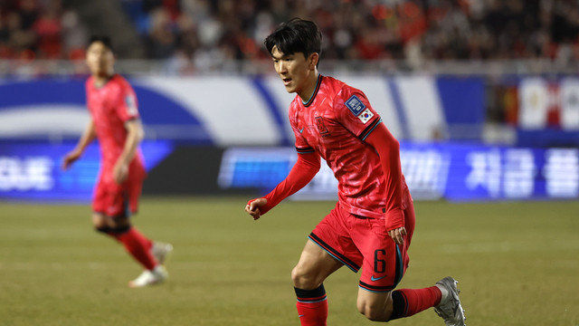 韩足晚报（2025.11.6）——黄仁范无缘回国参赛，韩国需启用B计划