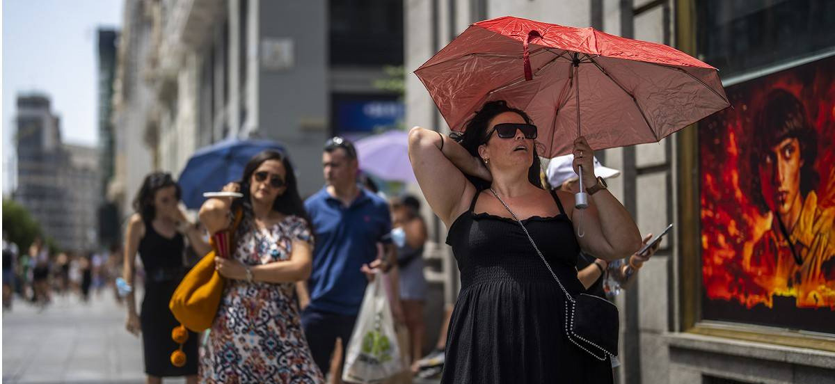 西班牙热死千人，欧洲像在火焰山里











---







