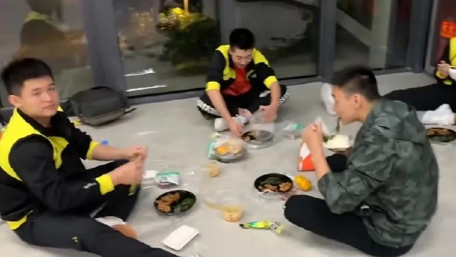 #林诗栋# #运动员日常# #为梦想拼搏#