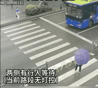 谁的责
