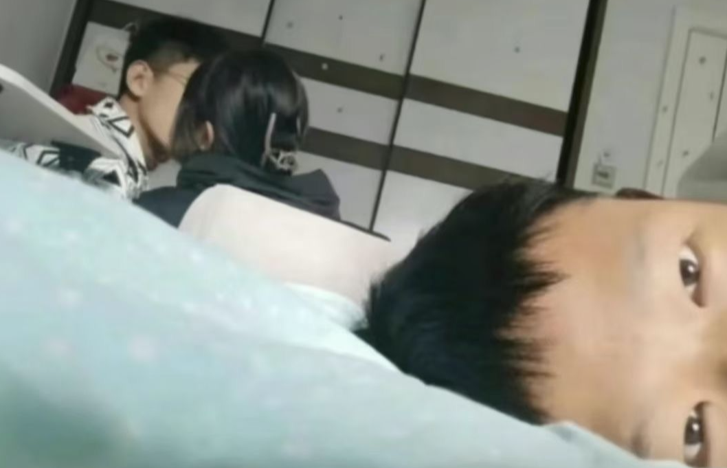 我还是想说那一天其实我根本没睡！