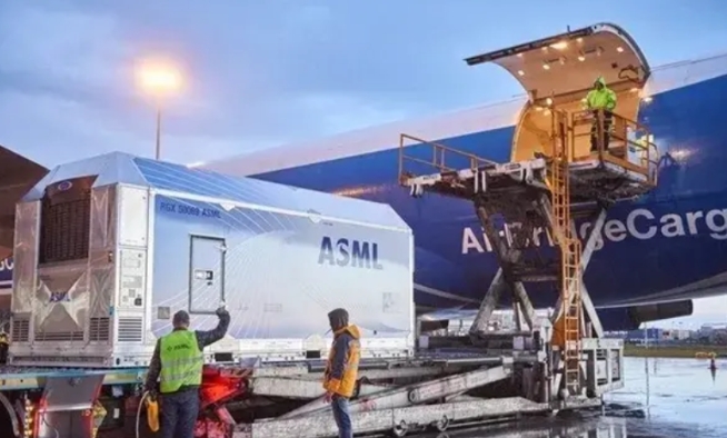 ASML称中国早已研发国产光刻机，中科院成功研发DUV光源技术 能生产3nm。