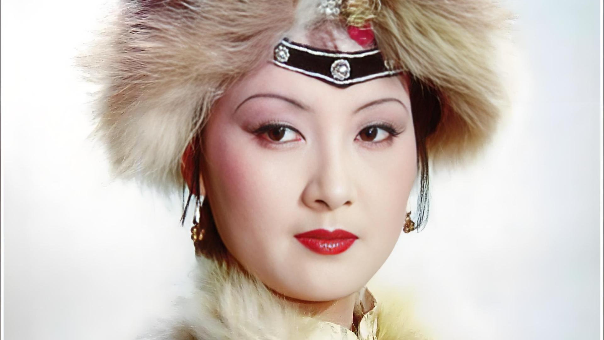 能管好荣国府，却管不好自己的身子：王熙凤为何刚过完年就小月了？