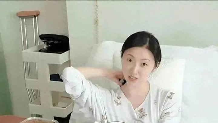 景甜术后90天火线复工素颜暴击3亿观众：这姐的腿是钛合金做的？