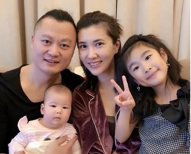 女星边潇潇：与印小天的纠纷导致两败俱伤，她嫁导演丈夫幸福吗？
边潇潇出生在山西运