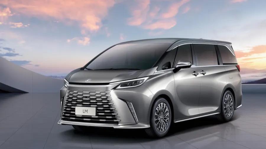 售119.9万元起/中大型MPV/乘坐舒适性改进 2026款雷克萨斯LM上市