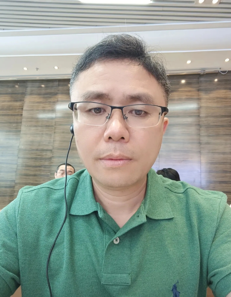 “律师，请你再跟检察官说一下，我认罪认罚，但不想缓刑了。”当事人石某这样跟律师说