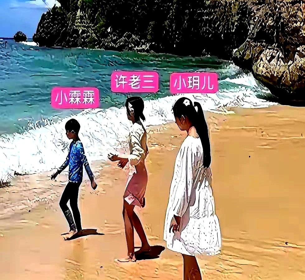 汪小菲女儿哭着要爸爸











我的天哪！这家人又出事了？12岁的小