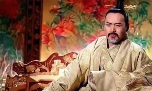 635年，太极宫的气氛沉得吓人。李渊病榻将尽，群臣退避，子孙立于帐前。气若游丝的