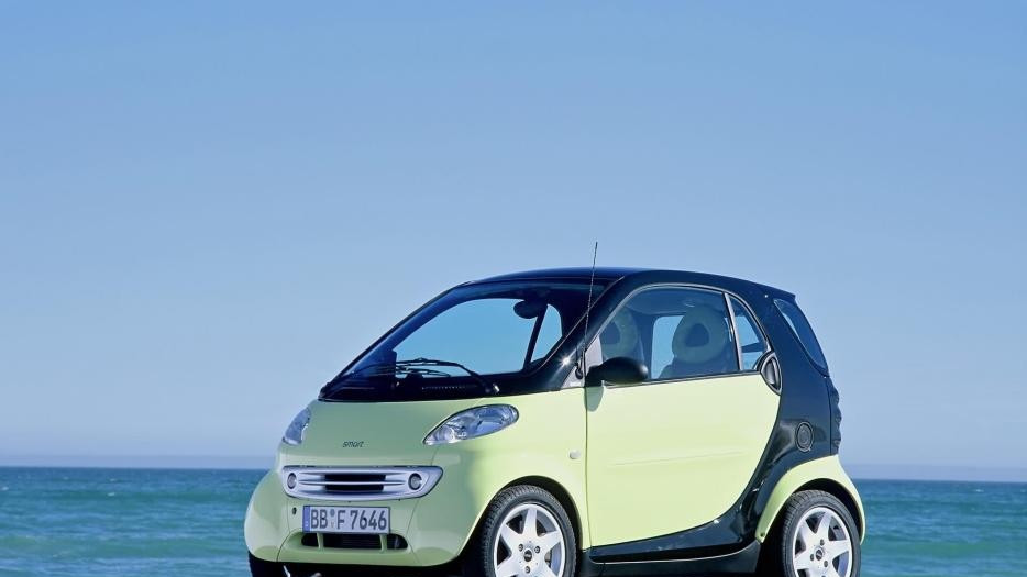 smart官宣重塑经典城市车型 全新smart #2将于2026年首发