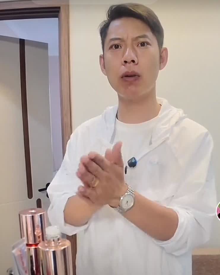 很久没有八卦奶茶家族了，今天有空刚好刷到了，不知道各个家里都有啥变化，就是看到了