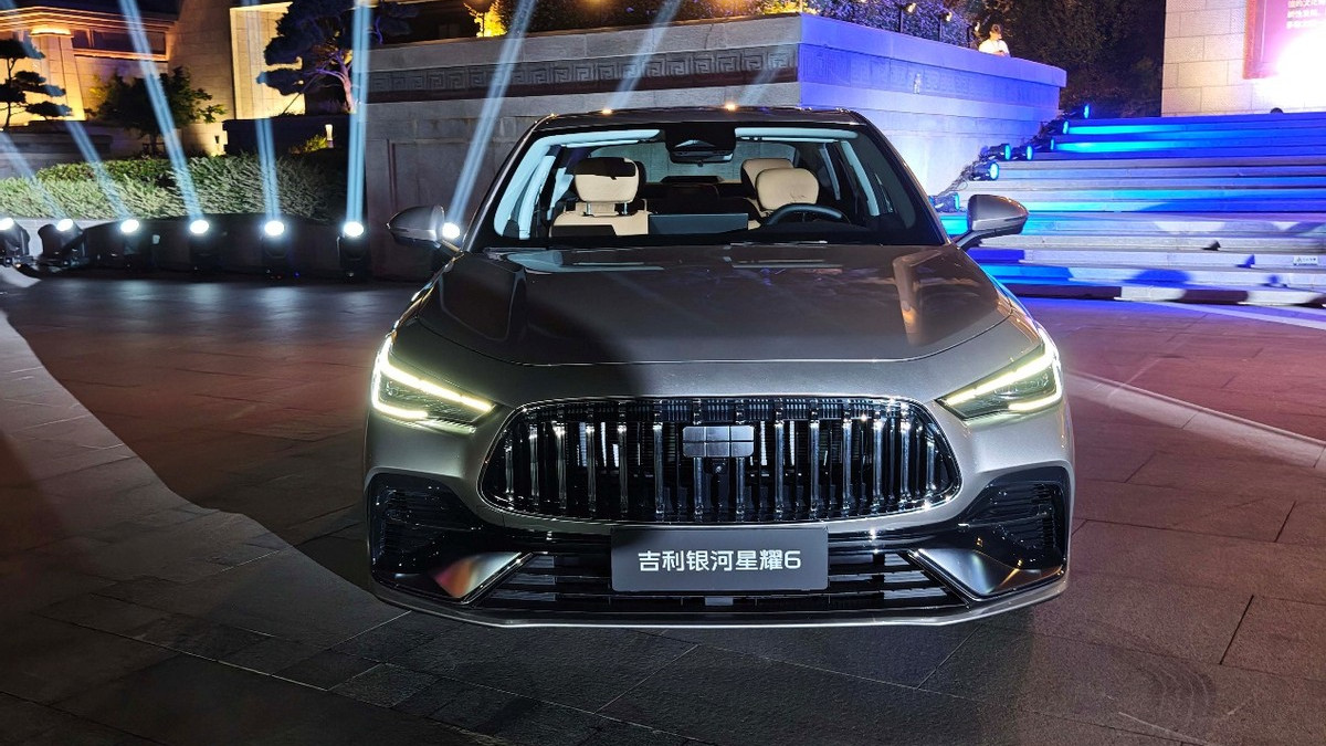 综合续航1700km，油耗2字头，星耀6全球首秀，卖多少钱合适？