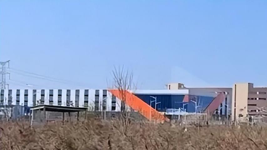 南京造车的“隐痛”迎来转机？栖霞千亩工厂被8亿元拍卖，但买方老板曾被盐城国资告上法庭
