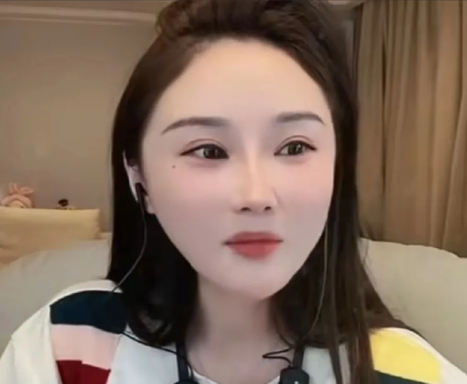 驴家小胖怒诉沈曼，全网骂你都活该！

            小胖斥沈曼挨骂活该