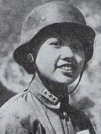 [微风]1942年，廖耀湘听说远征军有一个女兵活着走出野人山，他大感惊奇，连忙接