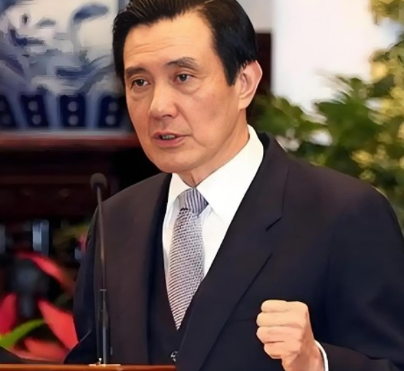 马英九没能来大陆观礼阅兵，而是洪秀柱来了，而且央视给了个大镜头停留，相信马英九一