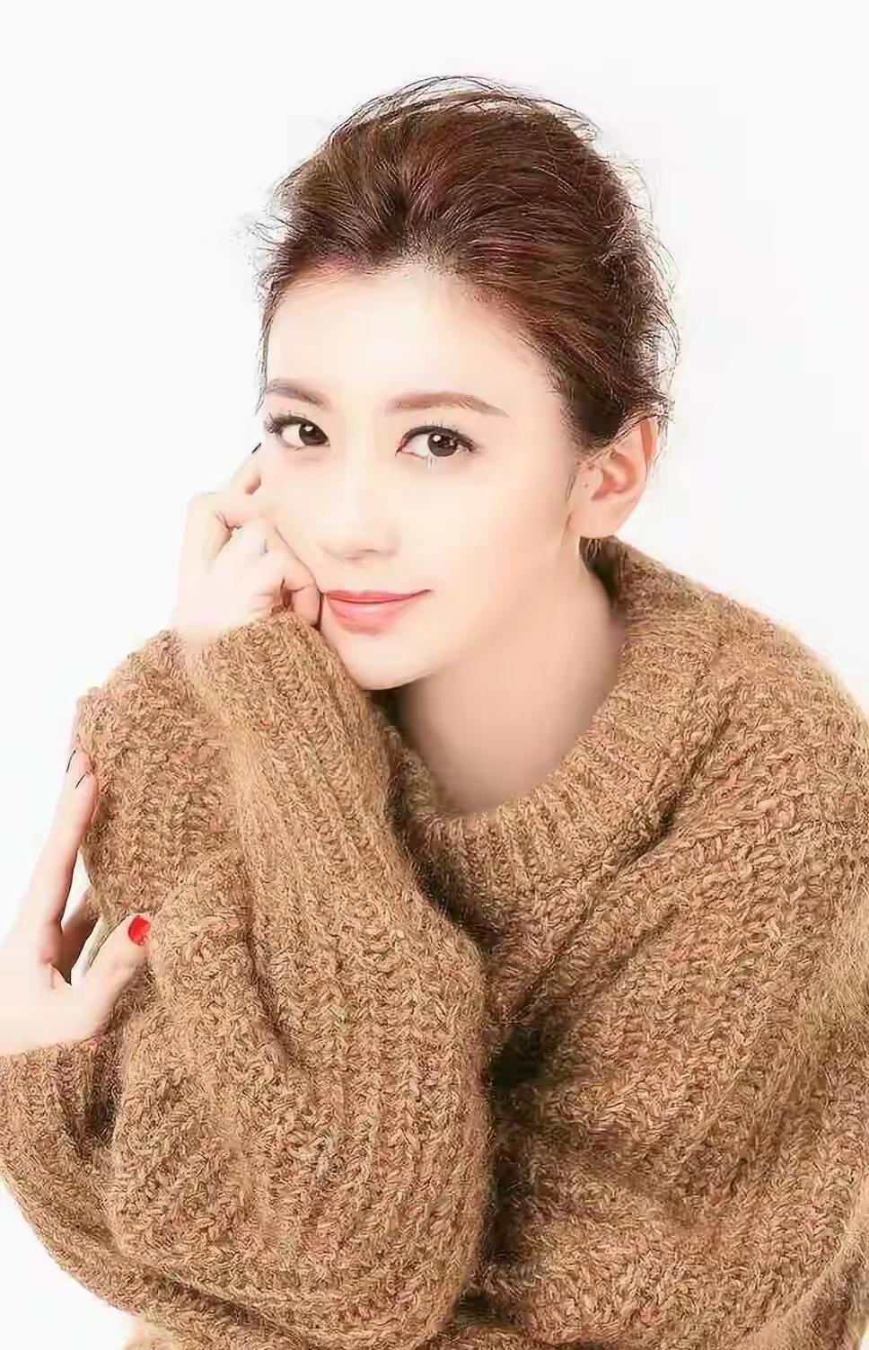 年轻时候的贾静雯美的超乎你的想像