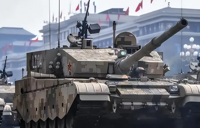 100坦克的出现，让15式轻型坦克成了陆军“过气”最快的坦克，上一次还是阅兵的“