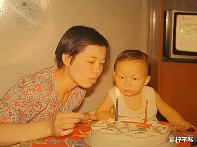 许敏查找真相很执着，郭威与姚策童年照流出，姚策明显像富家公子