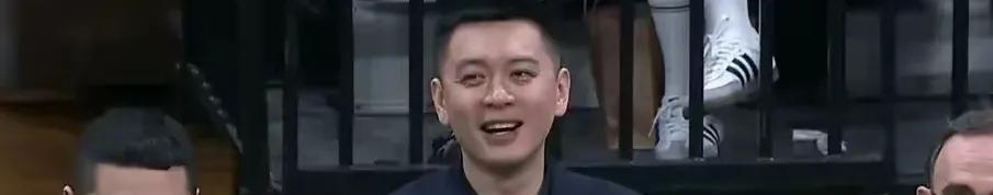 昨天晚上，我媳妇问我“辽宁队今年又引进什么外援了？”
我说“威尔斯，莫兰德，还有