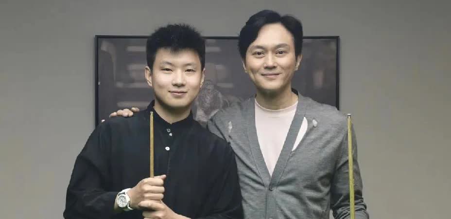 张智霖，高调发文！

6月9日下午，香港知名艺人张智霖在社交平台高调发文，这