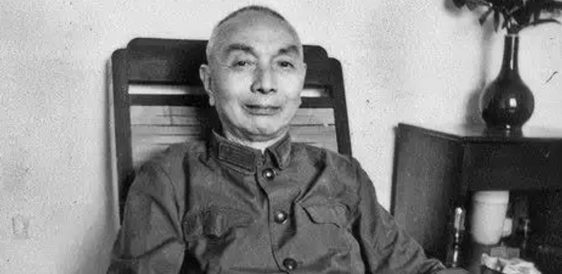 1997年10月20日，郭汝瑰被一辆大货车撞倒，抢救无效身亡，三天后，他家突然收