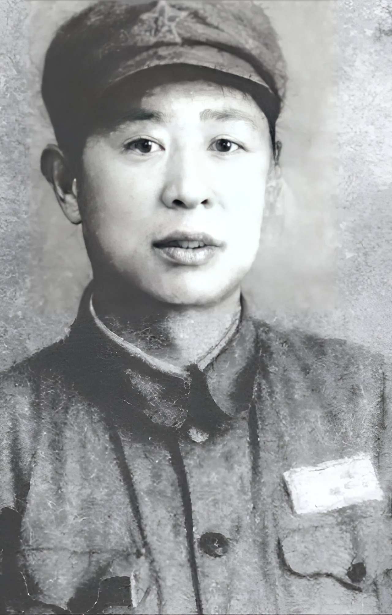 1944年，中共地下党员周迪道因叛徒出卖，被日伪军逮捕。
被抓后，伪军劝说他为其