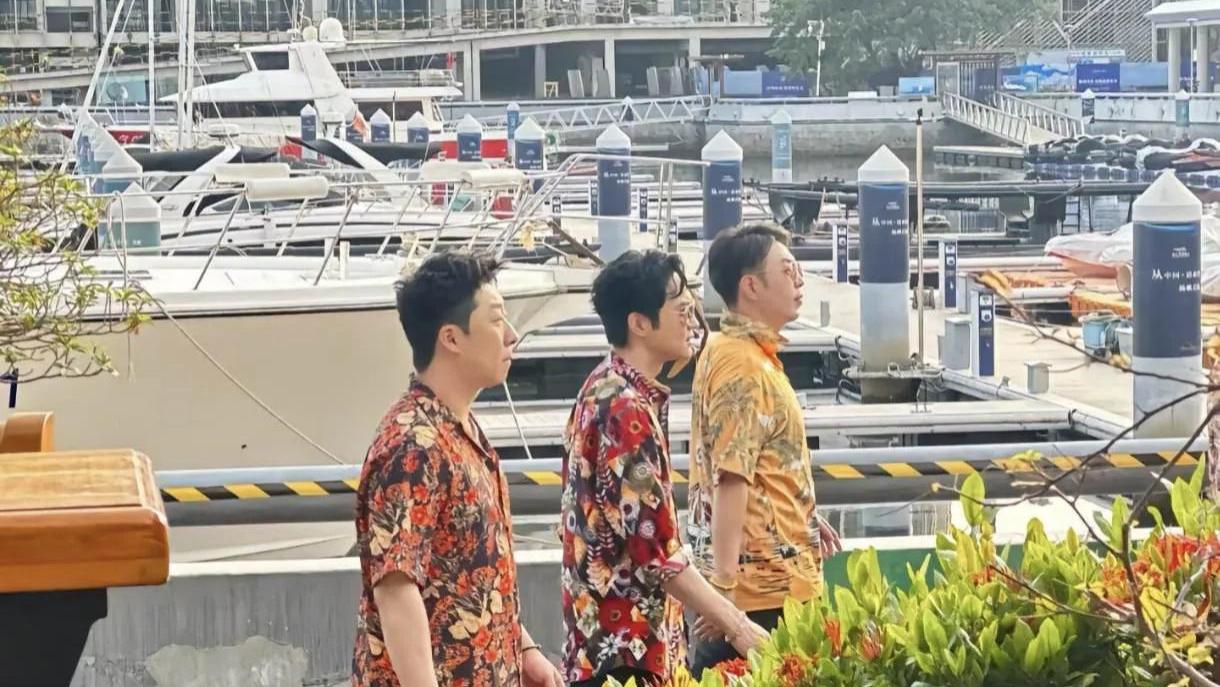 《哈哈哈哈哈5》海南录制12位男嘉宾集结，陈小春、张智霖首秀