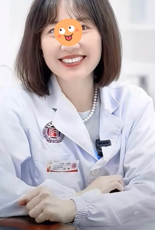 真是没想到啊，曾医生，你看你这下子成了大家茶余饭后的谈资了吧。
被这么多人关注，