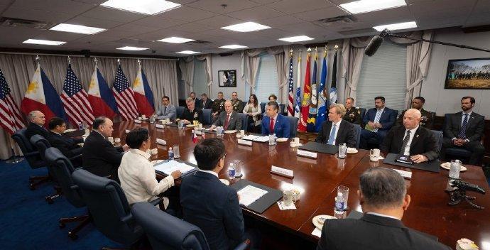 九三阅兵之后，白宫开始考虑从西太平洋撤退！
据美国《Politico》9月5日披