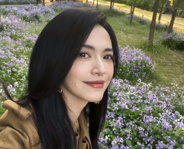 姚晨靠演丑角出身，没想到现在越老越有女人味了