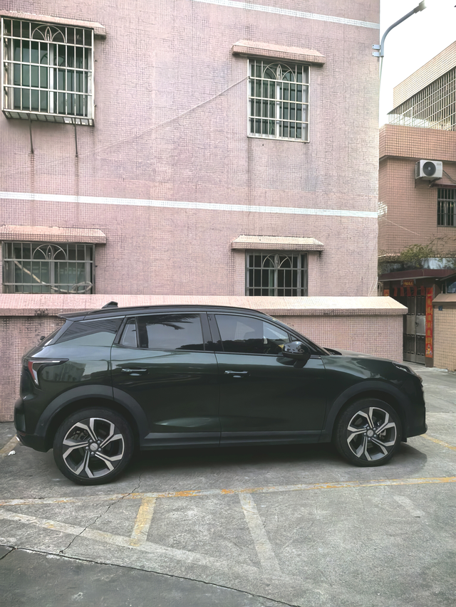 领克06离车后竟然不自动锁车
大家有没有遇到这种情况呢？我们在关掉引擎后，而且钥