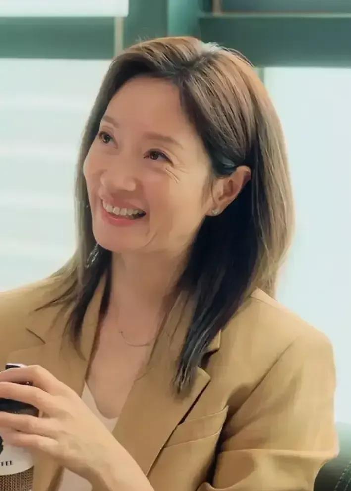 家人们，看《我的后半生》有感。朱亚文啊，咱就是说，要是手头宽裕，真得让沈佳妮歇一