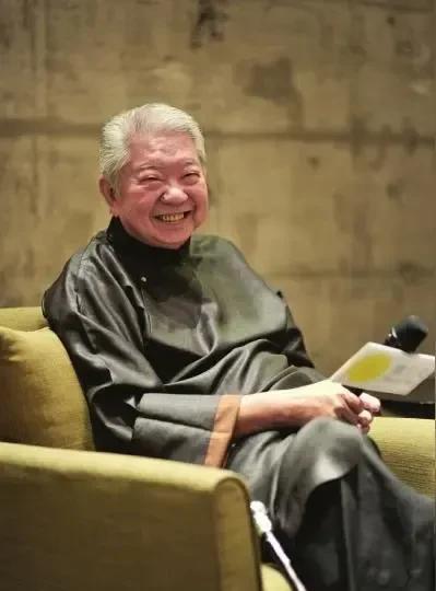 香港著名作家、美食家、文化评论家蔡澜先生于近日离世，享年83岁。作为与金庸、黄霑