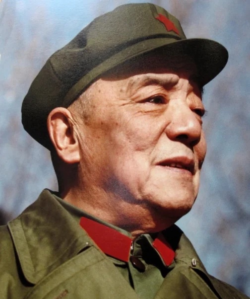 1987年，时任军委副主席的杨尚昆访问法国，谁知他的专机竟被法国人暴力拆解，铅封