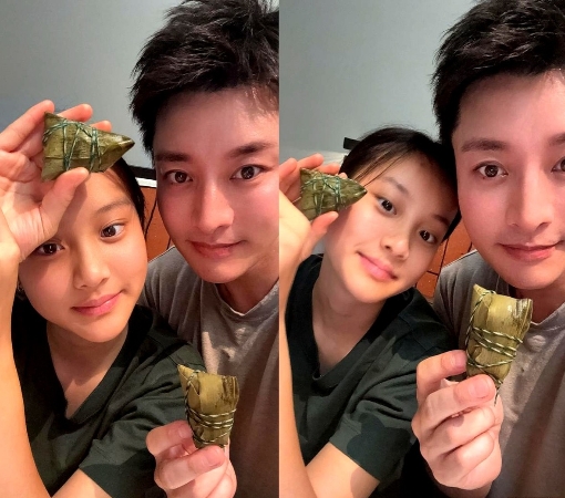 现在全 网 最开心的就是贾乃亮了吧！

他现在开心啊，如果他没有和甜馨一起过端午
