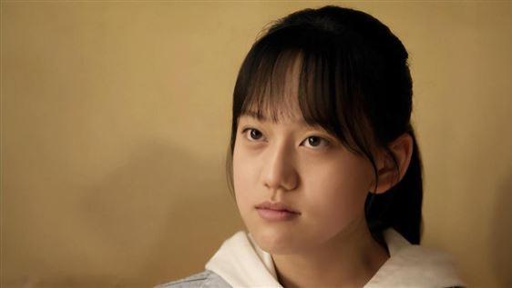 拍《六姊妹》她带女进组，女儿15岁身高将近1米7，和妈妈一样