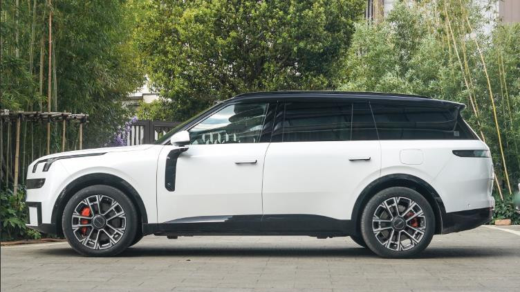 领克900将于4月28日上市，首搭Thor智驾芯片，预售33万起