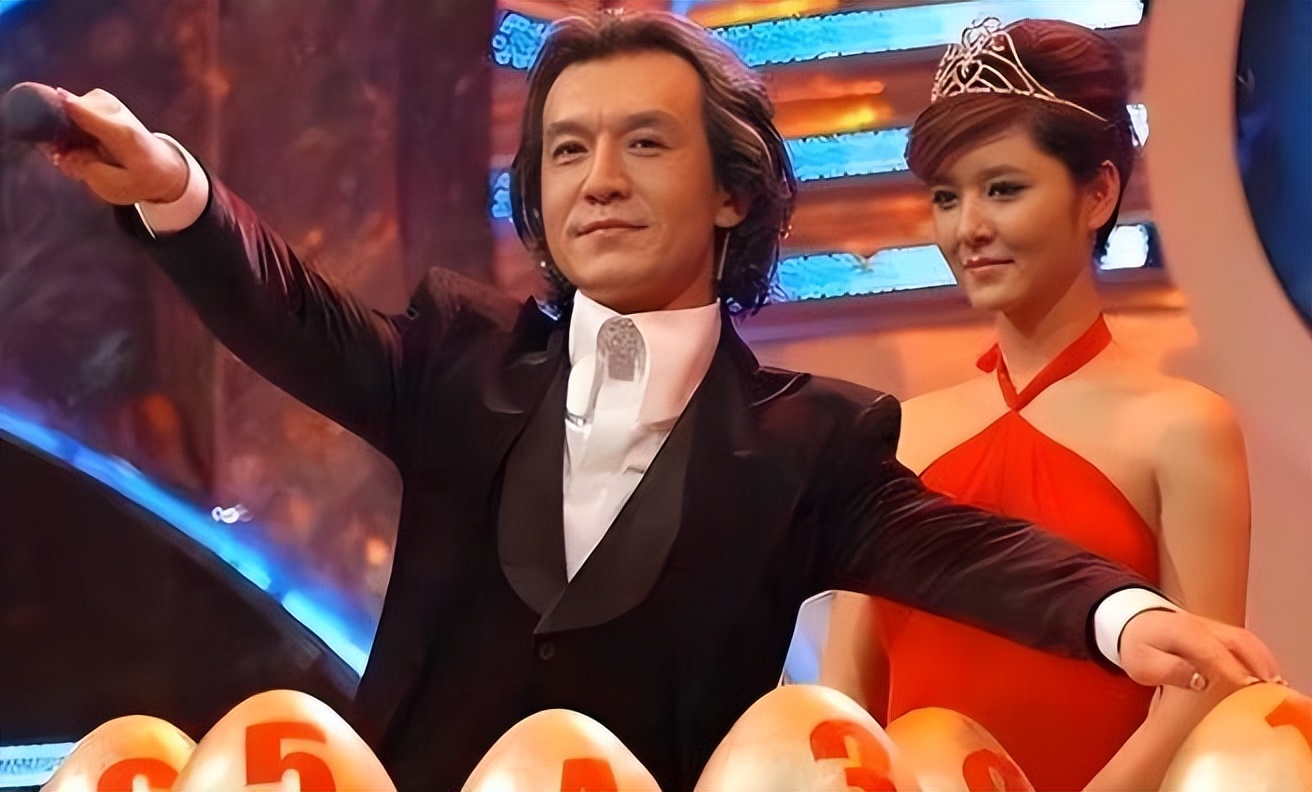 2018年李咏病逝美国引发“忘本”骂战，七年后主治医生揭开残酷真相——这位央视名