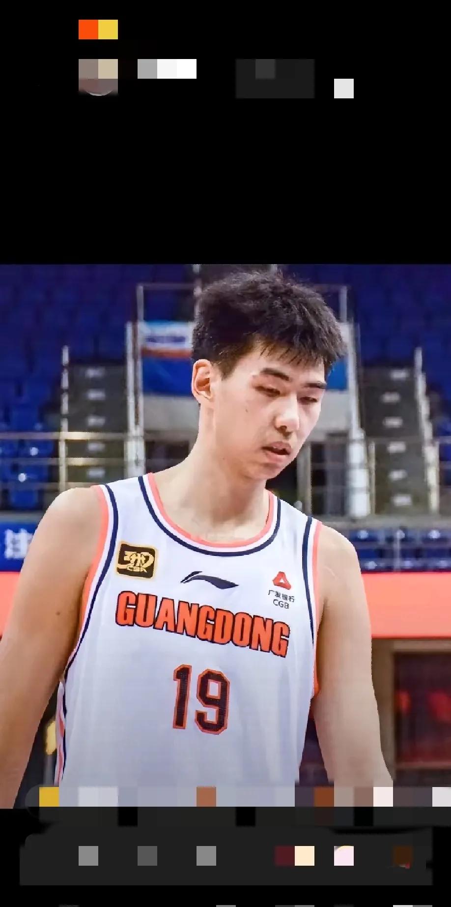 不怕大家笑，整个广东宏远我只看好徐昕的，广东宏远的前途就看徐昕，甚至整个中国男篮