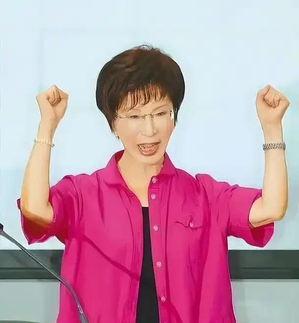 洪秀柱为什么要支持郝龙斌？据邱毅在视频中说，洪秀柱已公开表示支持郝龙斌，这肯定是